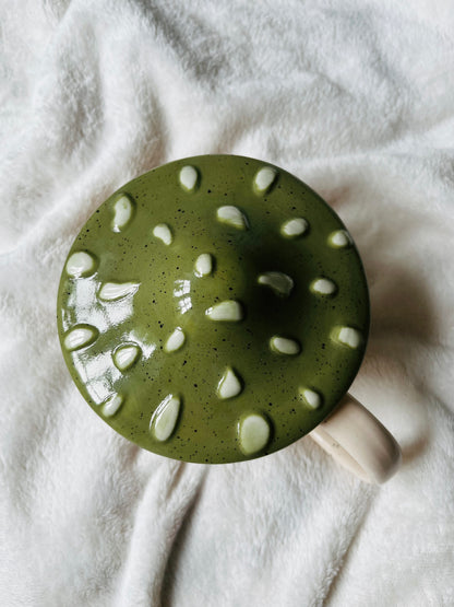 Mushroom Mug with Lid – Cottage Style